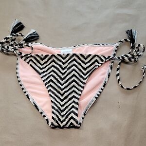 Xhilaration Size S, Black & Fleshy-Tan Chevron Boho Side Tie Bikini Bottoms